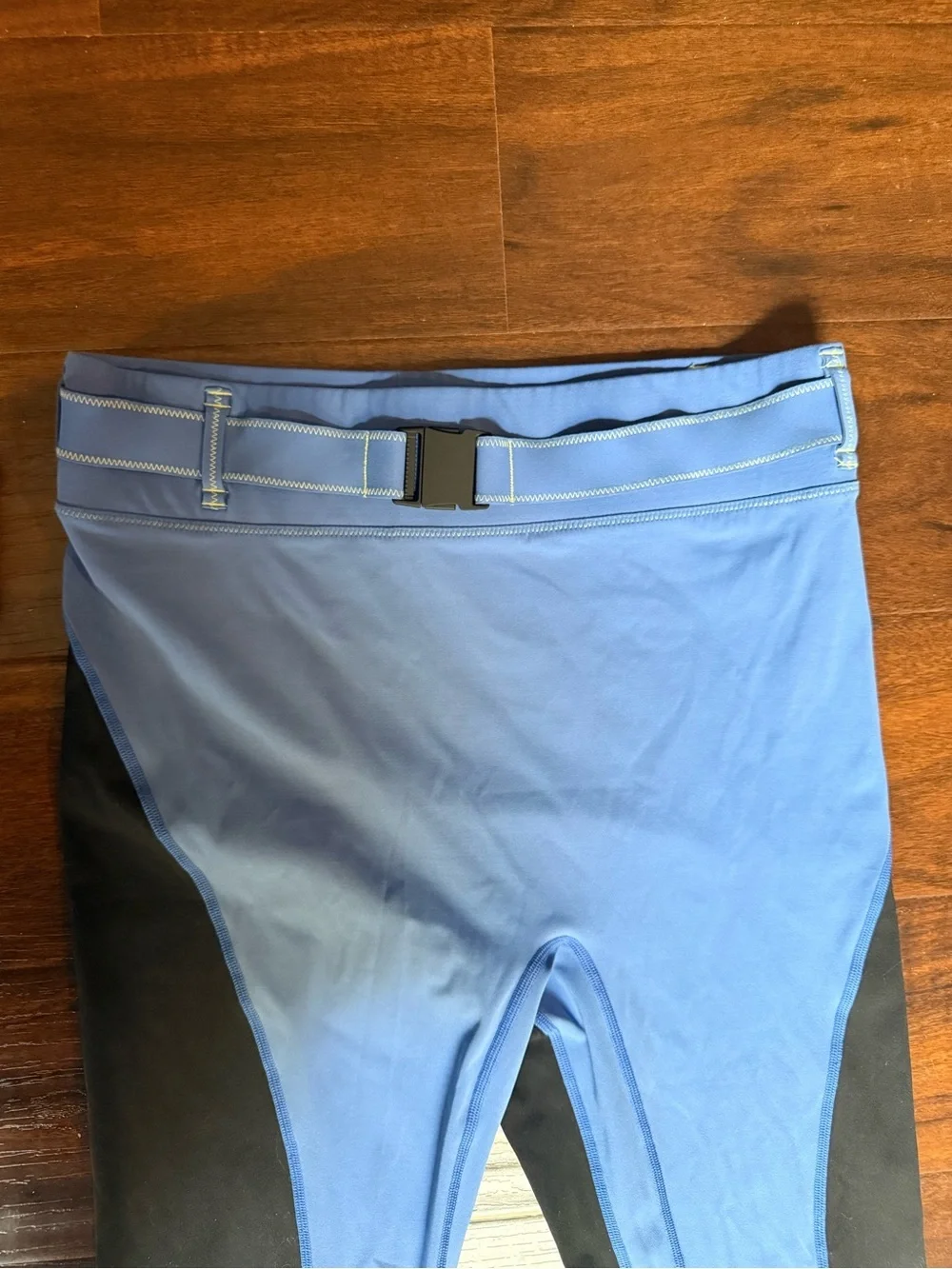 Solid & Striped Trek Belt Bag Legging size medium